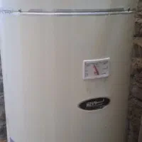 ابگرمکن مخزنی لورچ در حد نو