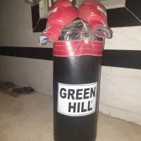 کیسه بوکس چرب با دستکش ۱ میلیون مفت