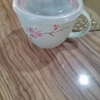 ظرف درب دار برای  غذای کودک وبرای سوپ وآب مرغ|ظروف نگهدارنده، پلاستیکی، یک‌بارمصرف|رشت, دیانتی|دیوار