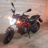 بنلی سیصد جفت ۳۰۰ دو سیلندر