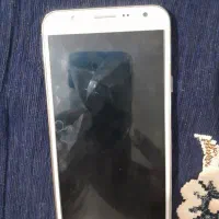 سامسونگ Galaxy J7 (2016) با حافظهٔ ۱۶ گیگابایت