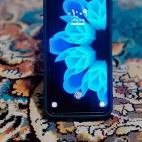 معاوظه سه عدد گوشی همراه کارتن