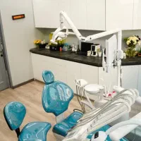 منشی و دستیار دندانپزشک