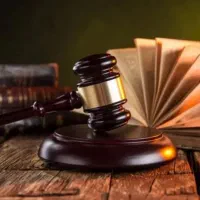 وکیل پایه دادگستری (با مشاوره تلفنی رایگان)