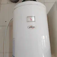 آب‌گرم دیواری تمیز و سالم