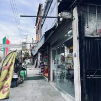 مغازه ۴۰ متری اجاره ایی بر بلوار اصلی