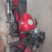 پالس ۹۳ قرمز