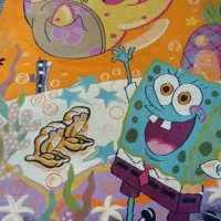 فرش کودک سالم بدون هیچ پارگی و زدگی وهیچ مشکلی