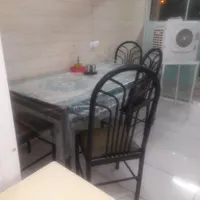 میز نهارخوری در حد نو