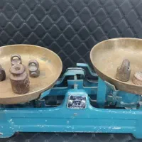 ترازو قدیمی