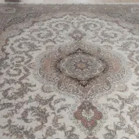 فرش ۷۰۰ شانه کرم رنگ