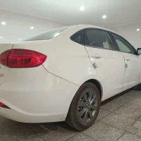 جک j4