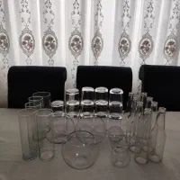 تعدادی ظروف شیشه ای ویترای ،سفال خام