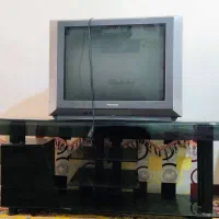 تلویزیون 29اینچ همراه با میز و دیجیتال