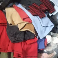 بیست کیسه لباس در هم سالم