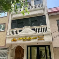 ویلایی ۲۳۰ متری سه طبقه با تجاری