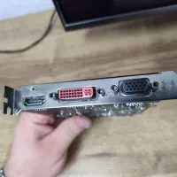 ۲عدد کارت گرافیک ۱ گیگ|قطعات و لوازم جانبی رایانه|شیراز, سیاه سنگ|دیوار