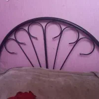 تخت دو نفره و میز آرایشی