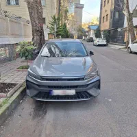 کی ام سی J7