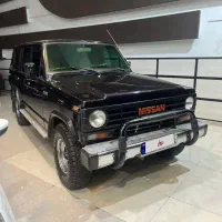 نیسان پاترول شش سیلندر۱۳۷۴