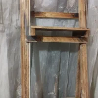 استند چوبی سه طبقه