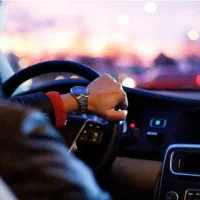 راننده هستم با خودرو سواری سرویس