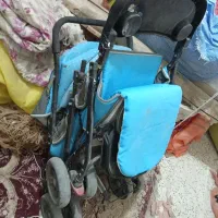 کالسکه و نی نی لایی لایی