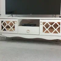 میزتلویزیون  بسیار تمیز وشیک