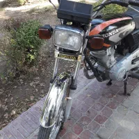 متورسیکلت هندا۱۲۵ولکا مدل ۸۸پلاک ملی بسیارتمیز