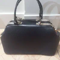همه کیف ها نو تمیز و سالم