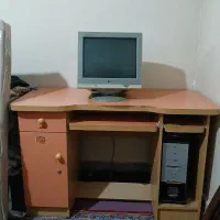 میز کامپیوتر