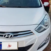 هیوندا i40