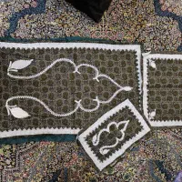 تعدادی رومیزی و یک عدد سجاده ترمه گلدوزی شده قدیمی