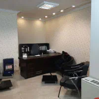 واحد اداری شیک با پارکینگ و روبرو مترو و BRT|فروش دفتر کار، اتاق اداری، مطب|تهران, فلسطین (میدان انقلاب)|دیوار