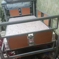 تخت فلزی در حد نو با تشک|تخت و سرویس خواب|ایرانشهر, |دیوار