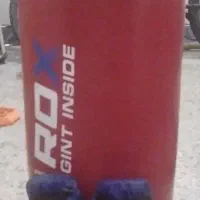 سلام یک کیسه بوکس سالم به فروش می‌رسد