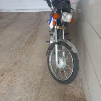 موتور سیکلت|موتورسیکلت|میانه, |دیوار