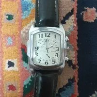 ساعت مچی قدیمی شیک