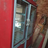 یخچال ویترینی با موتور فرانسه + مقداری لوازم