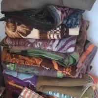 تعدادی پتو بفروش میرسد