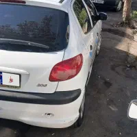 206تیپ 2مدل 98معاوضه هم دارم باال90راناهم قیمت