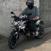 Ns 200 کاربرات|موتورسیکلت|رشت, رشتیان|دیوار