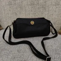 کیف سالم و شیک رنگ کرم و مشکی