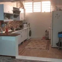 آپارتمان-همکف-حاشیه-تمیز