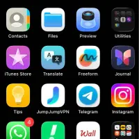 ایفون ۱۱نرمال ۱۲۸گیگ lla