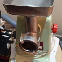 چرخ گوشت قدیمی