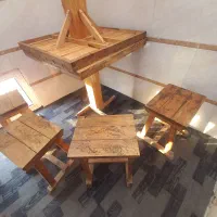 میز صندلی چوبی