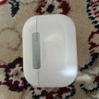 دو عدد ایرپاد اصلی  با هم معاوضه هم دارم