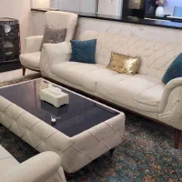 مبل راحتی ۸ نفره همراه یک پاف (جلومبلی)|مبلمان خانگی و میز عسلی|اسلامشهر, مطهری|دیوار