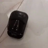 یک عدد شارژر همه کاره